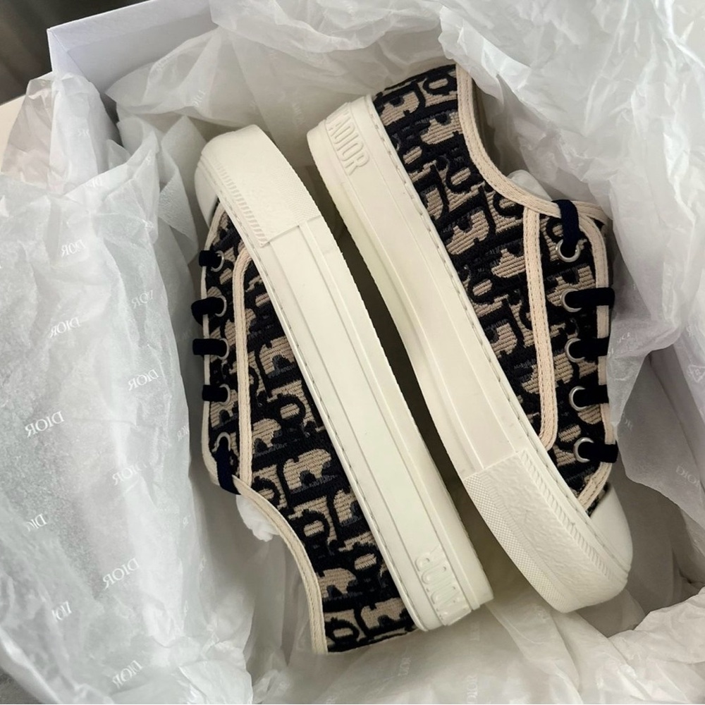 Dior sneakers new